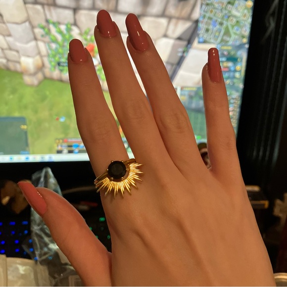 NEW GOLD AND BLACK GOTHIC SUNBURST RING SET - Picture 7 of 10